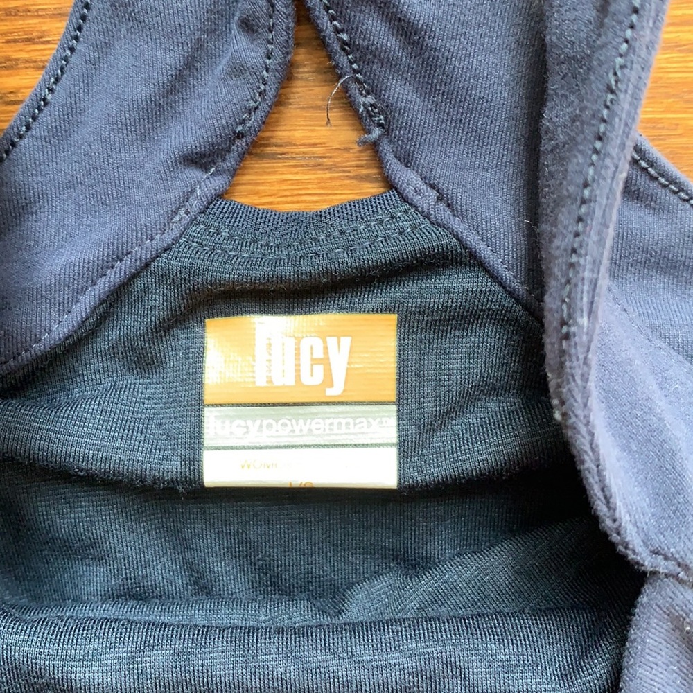 LUCY navy workout top - Picture 2 of 3